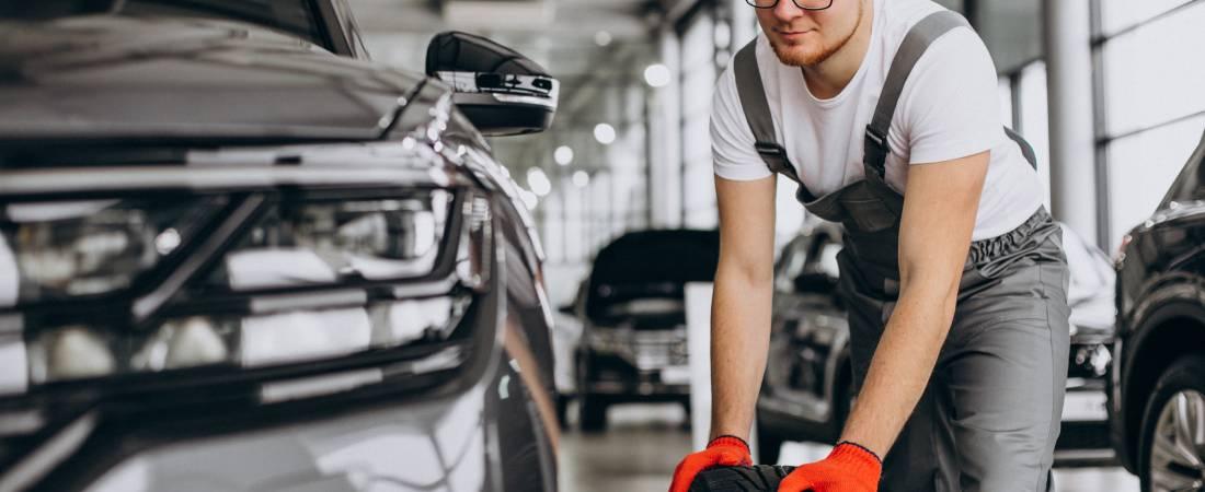 How long is the life of the tire, when should it be changed?