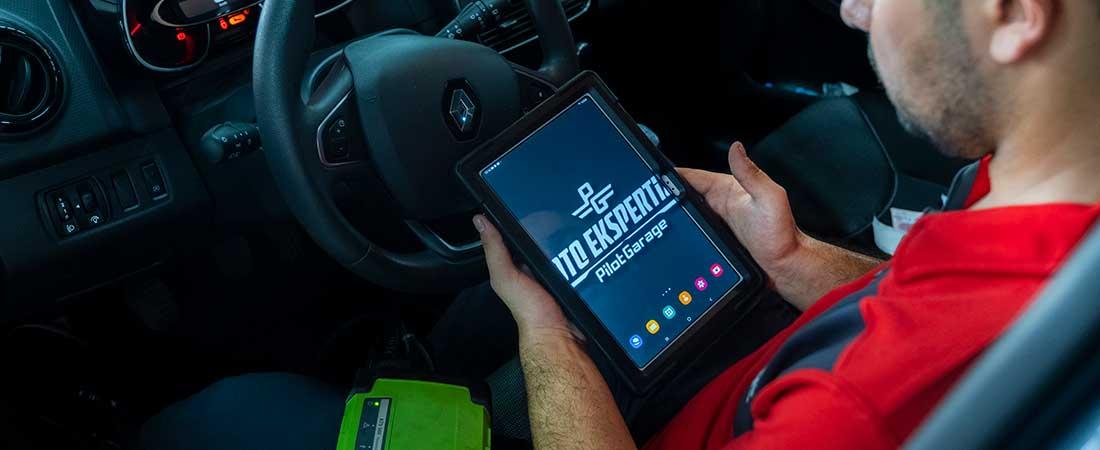 What is Tire Pressure Monitoring System (TPMS), Why Does It Light?